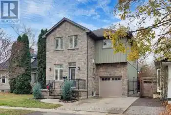 19 Johnston St, St. Catharines, Ontario L2N 5K7, 3 Bedrooms Bedrooms, 7 Rooms Rooms,4 BathroomsBathrooms,All Houses,Sold,Johnston,X11893307