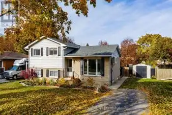 138 Sunset Dr, Goderich, Ontario N7A 1X2, 4 Bedrooms Bedrooms, 10 Rooms Rooms,2 BathroomsBathrooms,All Houses,Sold,Sunset,X11893706