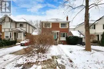 27 Elm Ridge Dr, Toronto, Ontario M6B 1A2, 3 Bedrooms Bedrooms, 7 Rooms Rooms,4 BathroomsBathrooms,All Houses,Sold,Elm Ridge,C11893697