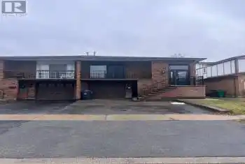 38 Hockley Path, Brampton, Ontario L6V 3R3, 5 Bedrooms Bedrooms, 15 Rooms Rooms,1 BathroomBathrooms,All Houses,Sold,Hockley,W11895071