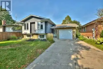 17 KILKENNY Dr, St. Catharines, Ontario L2N 6E4, 3 Bedrooms Bedrooms, 8 Rooms Rooms,2 BathroomsBathrooms,All Houses,Sold,KILKENNY,X11895721