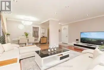 15 Merrian Rd, Toronto, Ontario M1K 3M6, 3 Bedrooms Bedrooms, 6 Rooms Rooms,2 BathroomsBathrooms,All Houses,Sold,Merrian,27745855