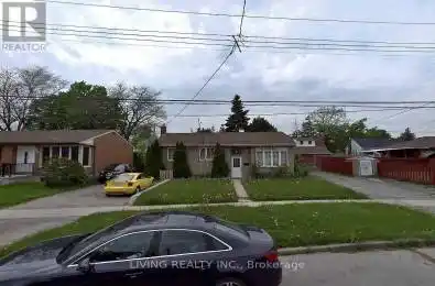 30 Ivanhoe Court Unit# Upper Toronto (Wexford-Maryvale) Ontario M1R3G9