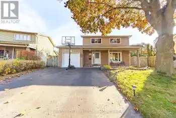 5 Chantel Crt, Clarington, Ontario L1C 3P3, 4 Bedrooms Bedrooms, 8 Rooms Rooms,3 BathroomsBathrooms,All Houses,Sold,Chantel,E11898198