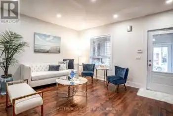 98 Earlscourt Ave, Toronto, Ontario M6E 4A9, 3 Bedrooms Bedrooms, 9 Rooms Rooms,2 BathroomsBathrooms,All Houses,Sold,Earlscourt,W11898729