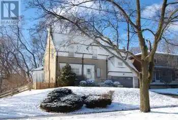 278 Bessborough Dr, Toronto, Ontario M4G 3K8, 3 Bedrooms Bedrooms, 7 Rooms Rooms,3 BathroomsBathrooms,All Houses,Rented,Bessborough,C11901047