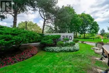 250 Scarlett Rd, Toronto, Ontario M6N 4X5, 2 Bedrooms Bedrooms, 9 Rooms Rooms,2 BathroomsBathrooms,Condo,Rented,Scarlett,W11901107