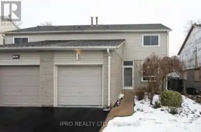 13 Sparklett Crescent Brampton (Heart Lake East) Ontario L6Z4A6