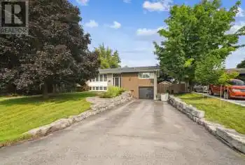 1284 Elgin Cres, Oakville, Ontario L6H 2J7, 2 Bedrooms Bedrooms, 10 Rooms Rooms,2 BathroomsBathrooms,All Houses,Sold,Elgin,W11904324