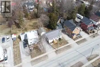 320 Mississaga St, Orillia, Ontario L3V 3C1, 2 Bedrooms Bedrooms, 5 Rooms Rooms,1 BathroomBathrooms,All Houses,Rented,Mississaga,S11907657