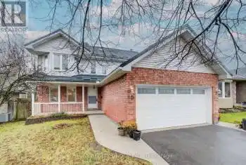 40 Linda Dr, Cambridge, Ontario N3C 3W4, 4 Bedrooms Bedrooms, 13 Rooms Rooms,3 BathroomsBathrooms,All Houses,Sold,Linda,X11908681