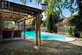 5 Oldham Cres, Brampton, Ontario L6Z 1W2, 4 Bedrooms Bedrooms, 8 Rooms Rooms,3 BathroomsBathrooms,All Houses,Sold,Oldham,W11910963