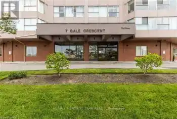 7 GALE Cres Unit# 407, St. Catharines, Ontario L2R 7M8, 2 Bedrooms Bedrooms, 6 Rooms Rooms,2 BathroomsBathrooms,Condo,Sold,GALE,X11913229