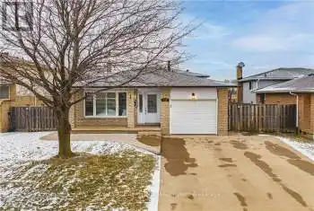 153 Ravenbury Dr, Hamilton, Ontario L8W 2B4, 3 Bedrooms Bedrooms, 8 Rooms Rooms,2 BathroomsBathrooms,All Houses,Sold,Ravenbury,X11913410