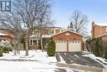 15 Oakington Pl, Mississauga, Ontario L5N 3V9, 4 Bedrooms Bedrooms, 9 Rooms Rooms,3 BathroomsBathrooms,All Houses,Sold,Oakington,W11912486
