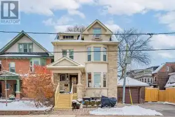 1A Hogarth Ave, Toronto, Ontario M4K 1J8, 4 Bedrooms Bedrooms, 7 Rooms Rooms,5 BathroomsBathrooms,All Houses,Rented,Hogarth,E11916010
