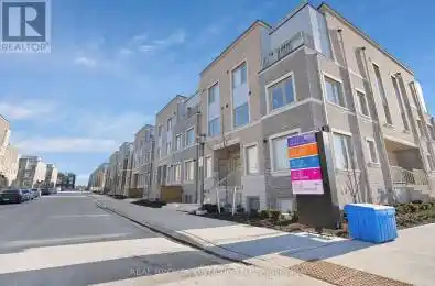 131 Honeycrisp Crescent Unit# TH216 Vaughan (Vaughan Corporate Centre)