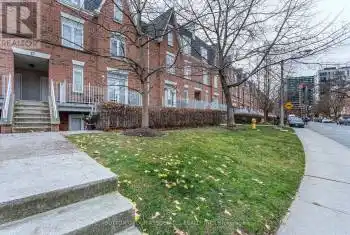 17 sudbury St Unit# 1702, Toronto, Ontario M6J 3W6, 3 Bedrooms Bedrooms, 6 Rooms Rooms,1 BathroomBathrooms,All Houses,Sold,sudbury,C11919922