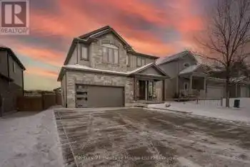 16 Hartfield St, Ingersoll, Ontario N5C 0C5, 3 Bedrooms Bedrooms, 10 Rooms Rooms,4 BathroomsBathrooms,All Houses,Sold,Hartfield,X11922343