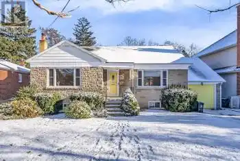 77 Prennan Ave, Toronto, Ontario M9B 4C2, 2 Bedrooms Bedrooms, 5 Rooms Rooms,1 BathroomBathrooms,All Houses,Sold,Prennan,W11922330