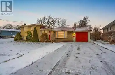 90 Lakeside Drive Grimsby Ontario L3M2L5
