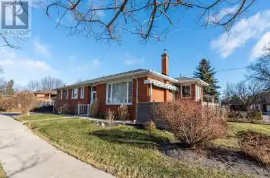 9 Roseglor Crescent Toronto (Bendale) Ontario M1P3T5
