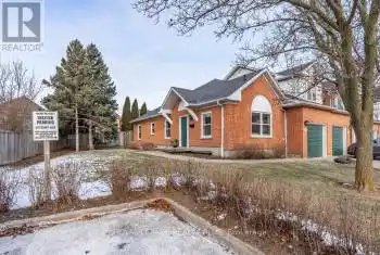 5659 Glen Erin Dr Unit# 23, Mississauga, Ontario L5M 5P2, 2 Bedrooms Bedrooms, 6 Rooms Rooms,3 BathroomsBathrooms,All Houses,Sold,Glen Erin,W11926670