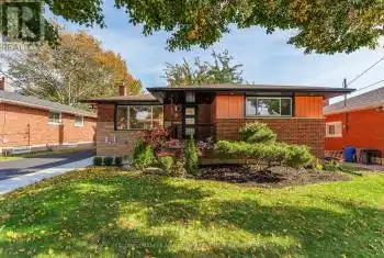 10 Fisher Cres, Hamilton, Ontario L9C 4N2, 3 Bedrooms Bedrooms, 7 Rooms Rooms,3 BathroomsBathrooms,All Houses,Sold,Fisher,27686220