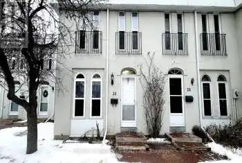 71 Cass Ave Unit# 25, Toronto, Ontario M1T 3P8, 3 Bedrooms Bedrooms, 6 Rooms Rooms,2 BathroomsBathrooms,All Houses,Rented,Cass,E11927423