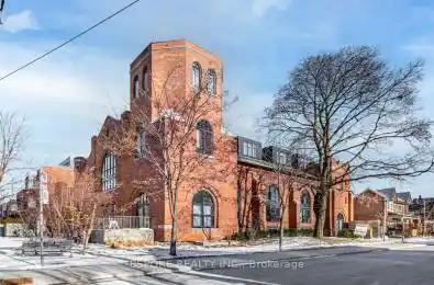 243 Perth Avenue Unit# PH307 Toronto (Dovercourt-Wallace Emerson-Junct