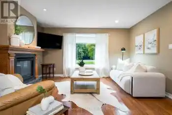 84 Wasaga Sands Dr, Wasaga Beach, Ontario L9Z 1J2, 4 Bedrooms Bedrooms, 14 Rooms Rooms,3 BathroomsBathrooms,All Houses,Sold,Wasaga Sands,S11935862