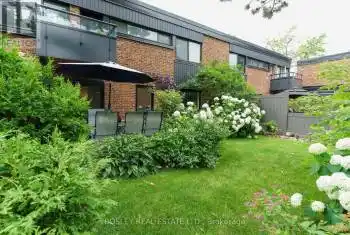 4357 Bloor St Unit# 10, Toronto, Ontario M9C 2A4, 3 Bedrooms Bedrooms, 7 Rooms Rooms,3 BathroomsBathrooms,All Houses,Sold,Bloor,W11935173