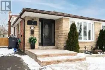 3442 Oakglade Cres, Mississauga, Ontario L5C 1X5, 4 Bedrooms Bedrooms, 9 Rooms Rooms,2 BathroomsBathrooms,All Houses,Sold,Oakglade,W11937391