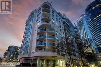 600 Queens Quay Unit# 521, Toronto, Ontario M5V 2Y9, 2 Bedrooms Bedrooms, 6 Rooms Rooms,2 BathroomsBathrooms,Condo,Rented,Queens,27834844