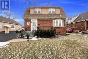 110 Second St, Hamilton, Ontario L8G 1Z4, 4 Bedrooms Bedrooms, 8 Rooms Rooms,3 BathroomsBathrooms,All Houses,Sold,Second,27835902