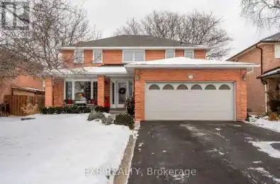 705 Robertson Crescent Milton (1037 - TM Timberlea) Ontario L9T4W2