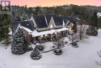 7 Rolling Meadows Rd, Uxbridge, Ontario L9P 2A1, 3 Bedrooms Bedrooms, 10 Rooms Rooms,5 BathroomsBathrooms,All Houses,Sold,Rolling Meadows,N11944127
