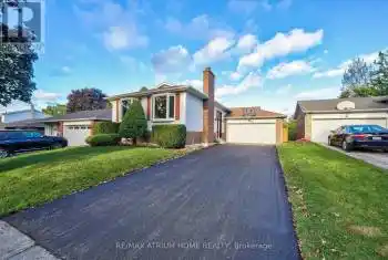 18 Castle Hill Dr, Toronto, Ontario M1T 2Y3, 3 Bedrooms Bedrooms, 6 Rooms Rooms,3 BathroomsBathrooms,All Houses,Sold,Castle Hill,27851898