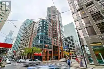 33 University Ave Unit# 1905, Toronto, Ontario M5J 2S7, 1 Bedroom Bedrooms, 5 Rooms Rooms,2 BathroomsBathrooms,Condo,Sold,University,27852044