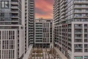 400 Adelaide St Unit# 719, Toronto, Ontario M5A 4S3, 1 Bedroom Bedrooms, 5 Rooms Rooms,1 BathroomBathrooms,Condo,Sold,Adelaide,C11947398