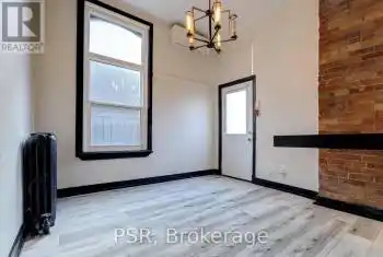 260 Sherbourne St Unit# 3, Toronto, Ontario M5A 2S1, 2 Rooms Rooms,1 BathroomBathrooms,All Houses,Rented,Sherbourne,C11947661