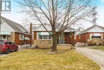 62 Paling Crt, Hamilton, Ontario L8H 5J2, 3 Bedrooms Bedrooms, 6 Rooms Rooms,2 BathroomsBathrooms,All Houses,Sold,Paling,X11949727