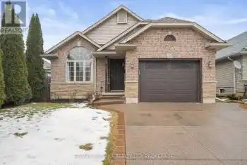 53 Aspen Dr, Grimsby, Ontario L3M 5M1, 3 Bedrooms Bedrooms, 9 Rooms Rooms,2 BathroomsBathrooms,All Houses,Sold,Aspen,X11955662