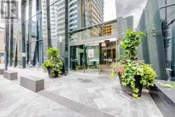 65 St.Mary St Unit# 2105, Toronto, Ontario M5S 0A6, 2 Bedrooms Bedrooms, 5 Rooms Rooms,1 BathroomBathrooms,Condo,Rented,St.Mary,27883990