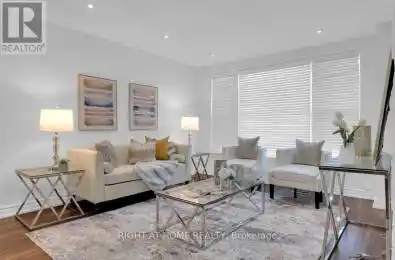 135 Queensbury Avenue Toronto (Birchcliffe-Cliffside) Ontario M1N2X8