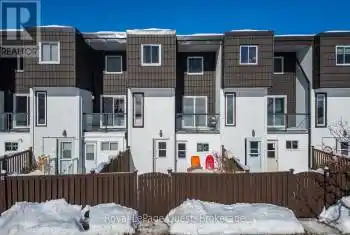 40 Victoria Cres Unit# unit 12, Orillia, Ontario L3V 1Z8, 3 Bedrooms Bedrooms, 9 Rooms Rooms,2 BathroomsBathrooms,All Houses,Sold,Victoria,S11963919
