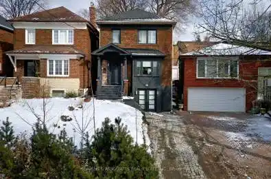 25 Dundurn Crescent Toronto (Oakwood Village) Ontario M6C1H4
