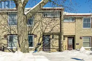 652 Wonderland Rd, London, Ontario N6K 1L8, 2 Bedrooms Bedrooms, 10 Rooms Rooms,2 BathroomsBathrooms,All Houses,Sold,Wonderland,X11978659
