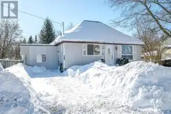 8 Mary St, Kawartha Lakes, Ontario K0L 2W0, 2 Bedrooms Bedrooms, 7 Rooms Rooms,1 BathroomBathrooms,All Houses,Sold,Mary,X11980341