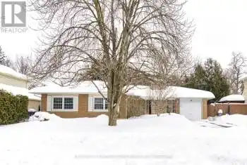 38 Cheltenham Crt, Brampton, Ontario L6W 1J3, 3 Bedrooms Bedrooms, 11 Rooms Rooms,3 BathroomsBathrooms,All Houses,Sold,Cheltenham,W11982099
